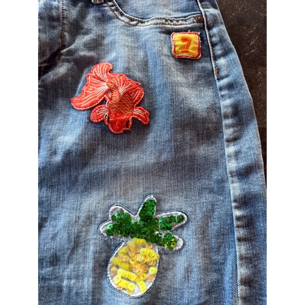 Rocks & Indigo Blue Denim Mini Skirt Icon Patches Size 2/25 Raw Hem Beach Skater